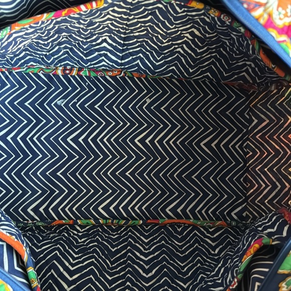Vera Bradley Grand Tote. Retired pattern - Picture 6 of 8